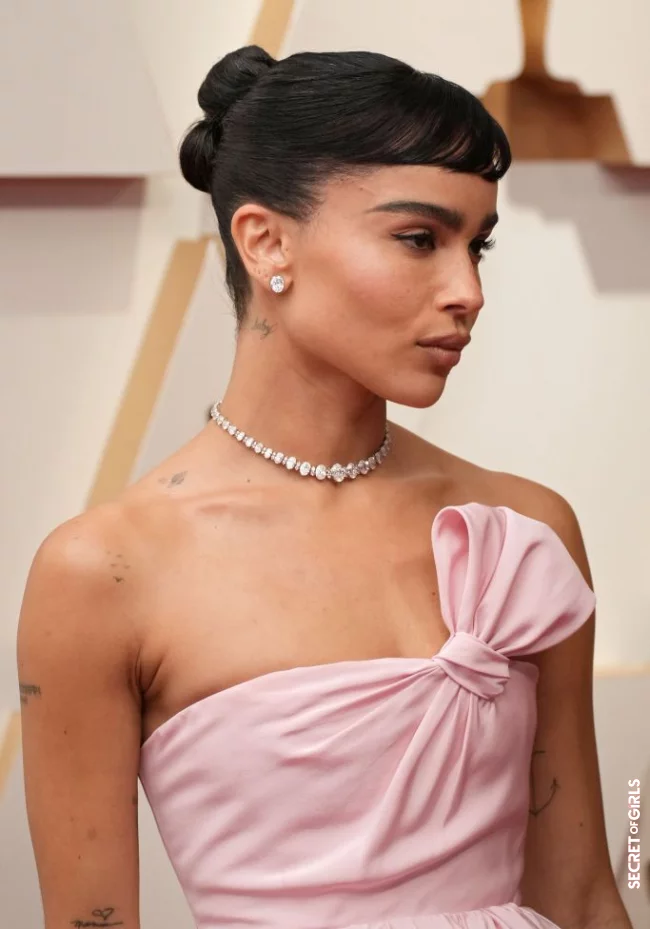 Zoe Kravitz: Updo with baby bangs | Oscar 2023: We Want to Recreate These Oscar Looks Right Now!