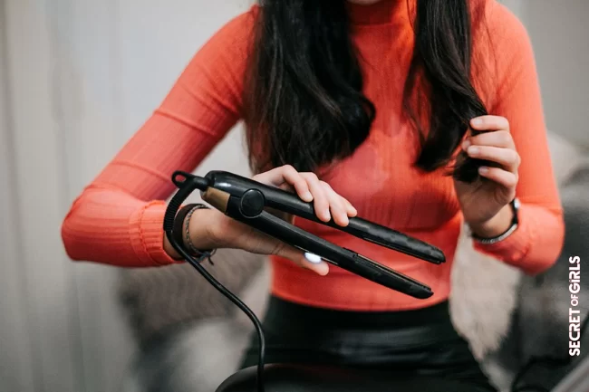 Straightening iron mistake: This is why your hair is broken despite the heat protection | Broken Hair? This One Straightening Iron Mistake Can Be To Blame