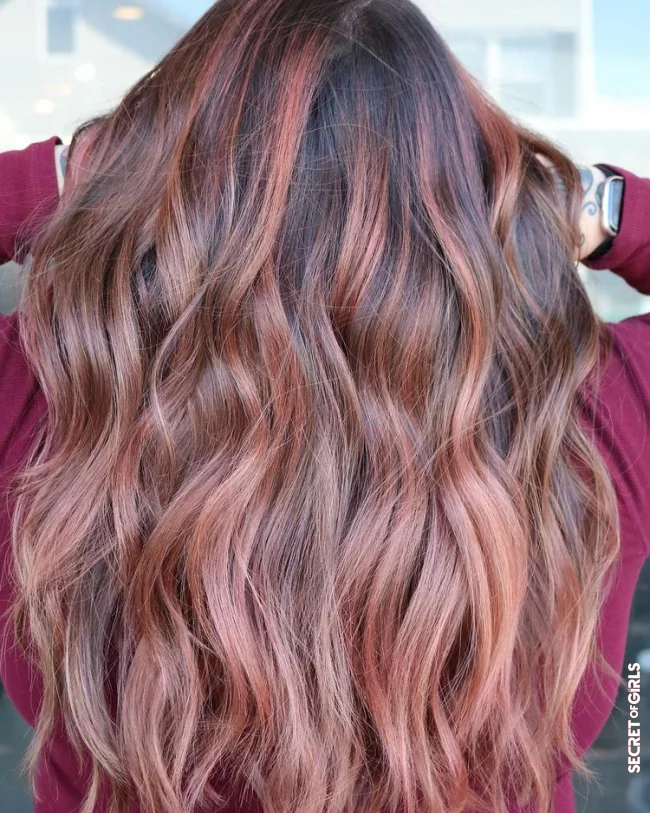 `Strawberry Brunette`: This is how the new hair color succeeds | Strawberry Brunette: This Reddish Brown Shade is The Prettiest Spring Hair Color