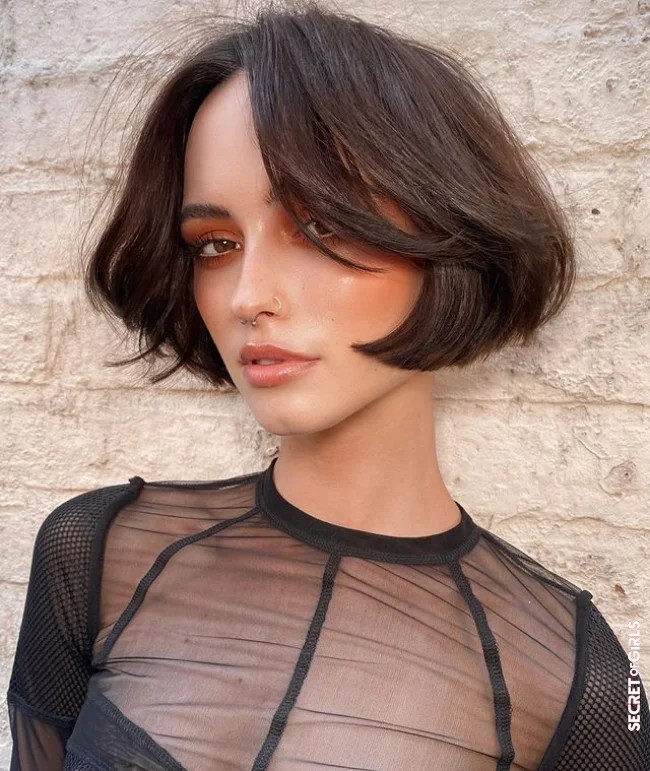Tucked Bob: This Sassy Bob Hairstyle Will Make You Look 10 Years Younger