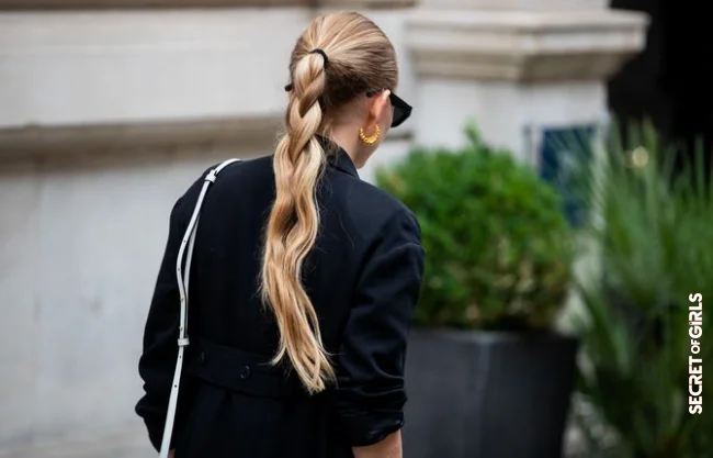 Half braid was undone without the tie | 5 Braids Ideas To Do In The Morning Express