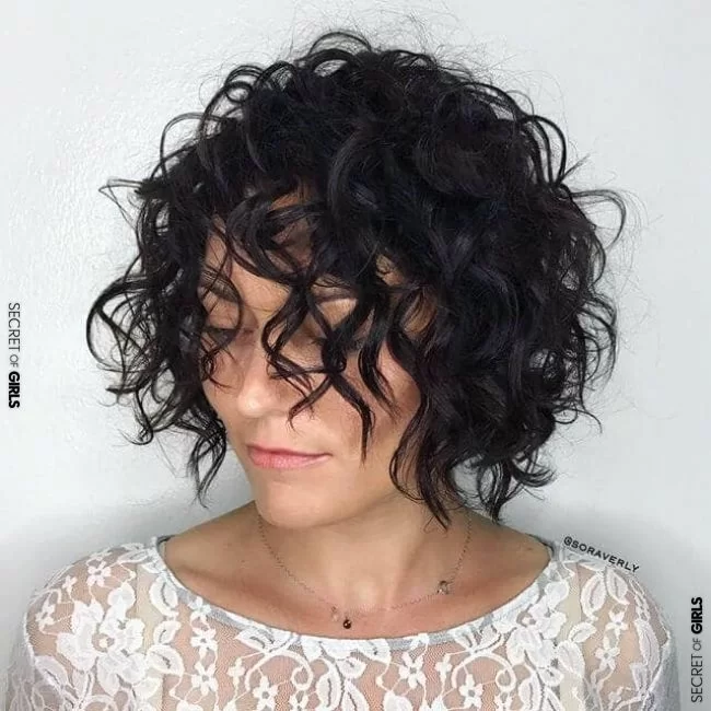 50 Short Curly Hair Ideas to Step Up Your Style Game in 2019