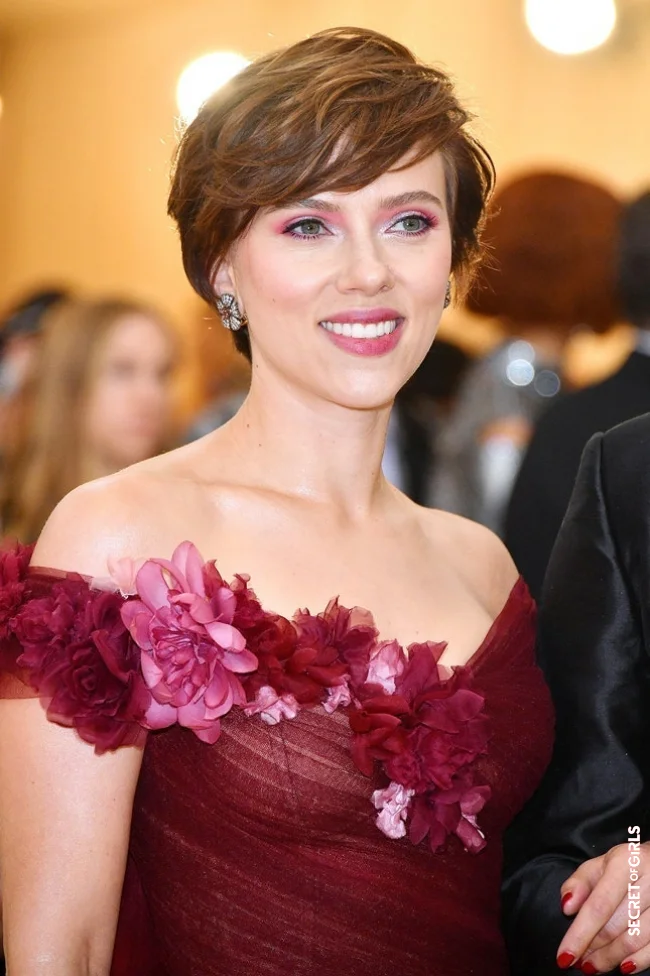 Scarlett Johansson at the Met Gala, 2018 | Scarlett Johansson At 37: The Actress Has Changed So Ingeniously