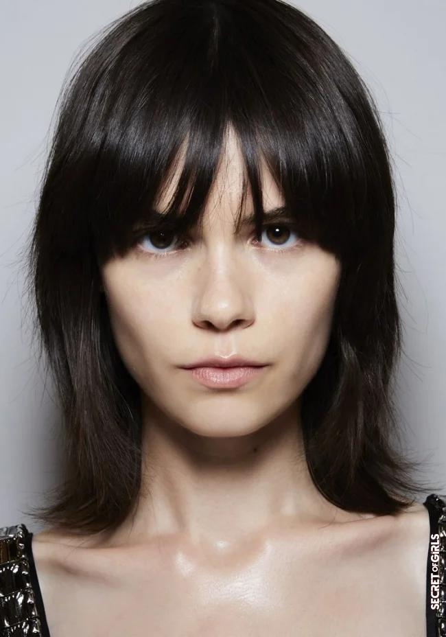 Wispy Bangs are The Hairstyle Trend for 2022 – and Replacing Curtain Bangs!