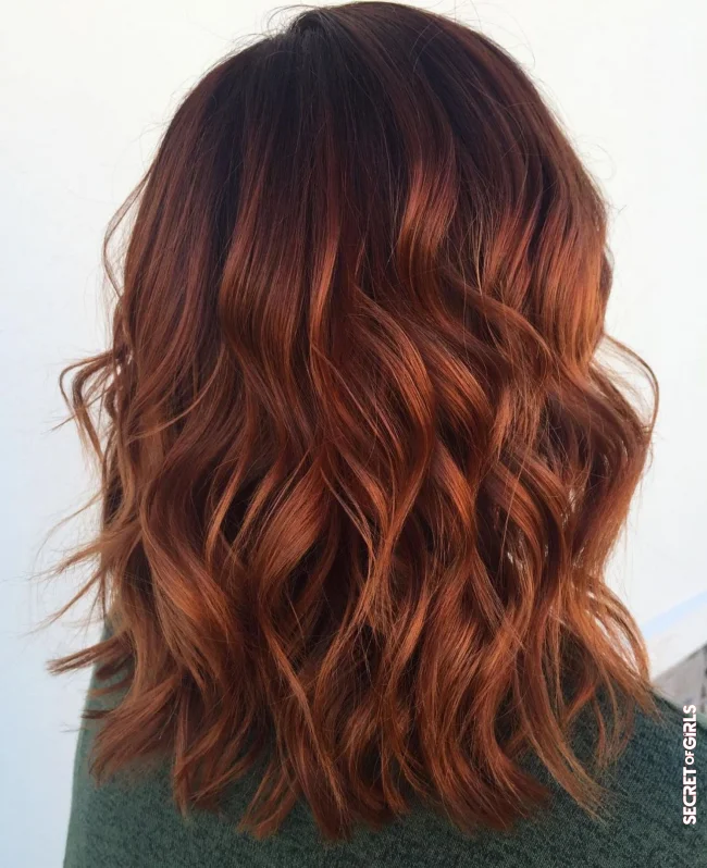 Dark red | These Hair Colors That Will Make You Want To Book An Appointment At Your Hairdresser At The Beginning!