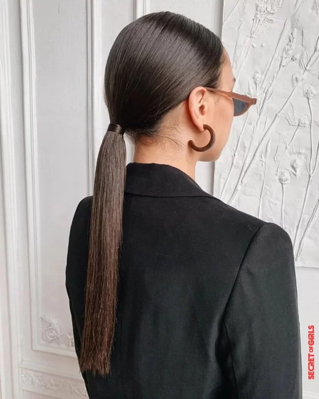 2. Neat with the `sleek` ponytail | These hairstyles will help with oily hair