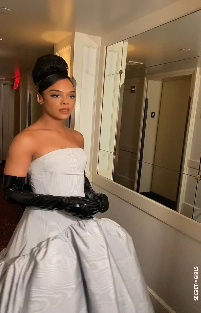 In the look of Audrey Hepburn: Tessa Thompson with updo hairstyle and teased hair | Teased Hair: Bouffant Is Back As A Hairstyle Trend In The Party Season!