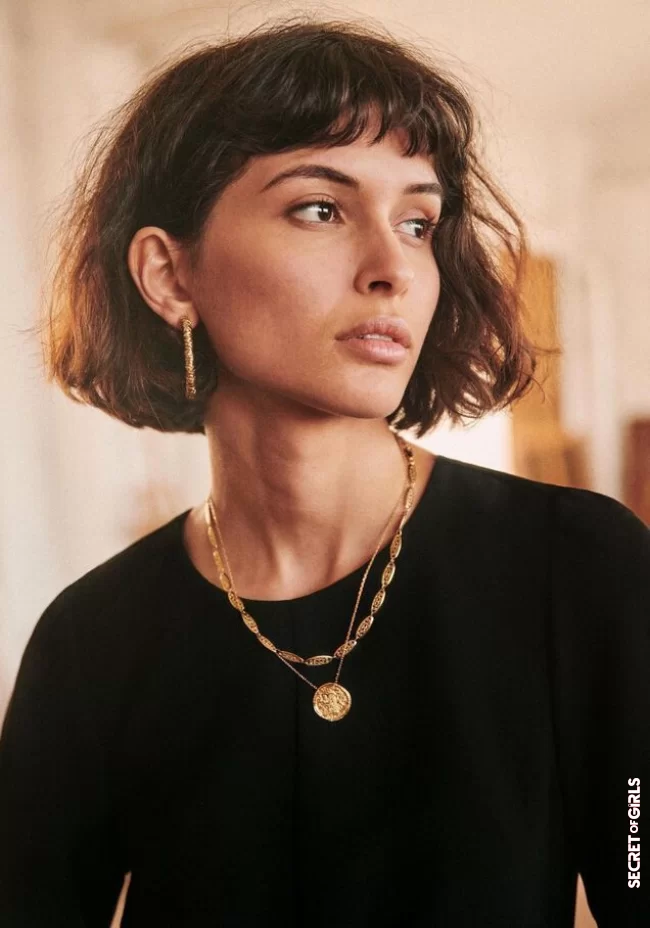 Short bangs | Fringe: Most Beautiful Haircuts To Adopt In 2021 According To Pinterest