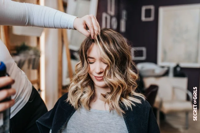 Mocha Melt: What's this hairstyle trend that's all the rage this autumn? | Mocha Melt: Hair Color Trend To Adopt This Fall For Pretty Gold Highlights