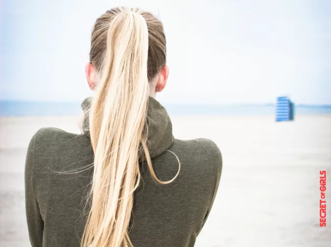 A strict braid | These hair mistakes make you older