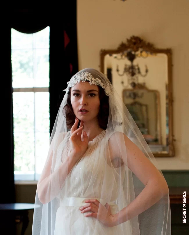 A retro veil | Wedding: Bohemian Bridal Hairstyles Spotted On Pinterest