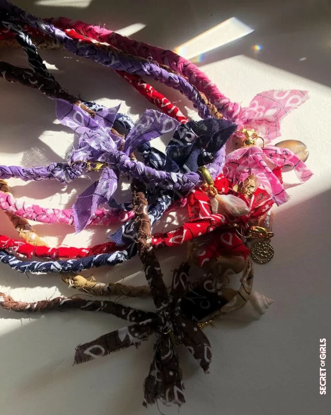 Cosmo tip: bandana chains! | Bandanas: All influencers are now wearing this trendy accessory!
