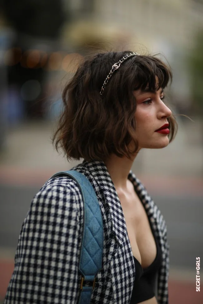 Headband | Valentine's Day hairstyle: Our Romantic, Chic And Easy Ideas