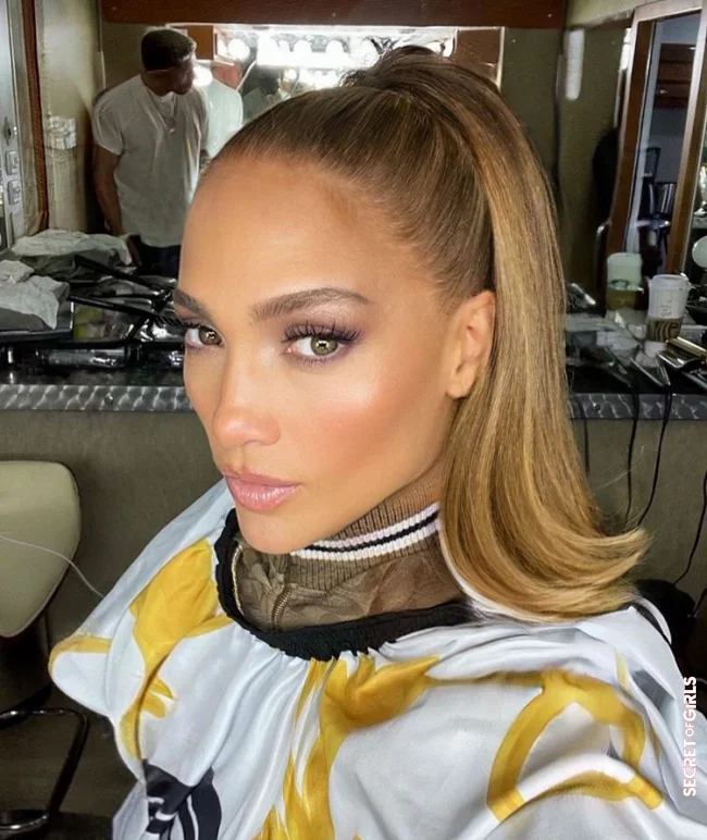 Trick 1: For a full ponytail like Jennifer Lopez | Jennifer Lopez's Hairstylist Reveals: 5 Tricks For Full Hair