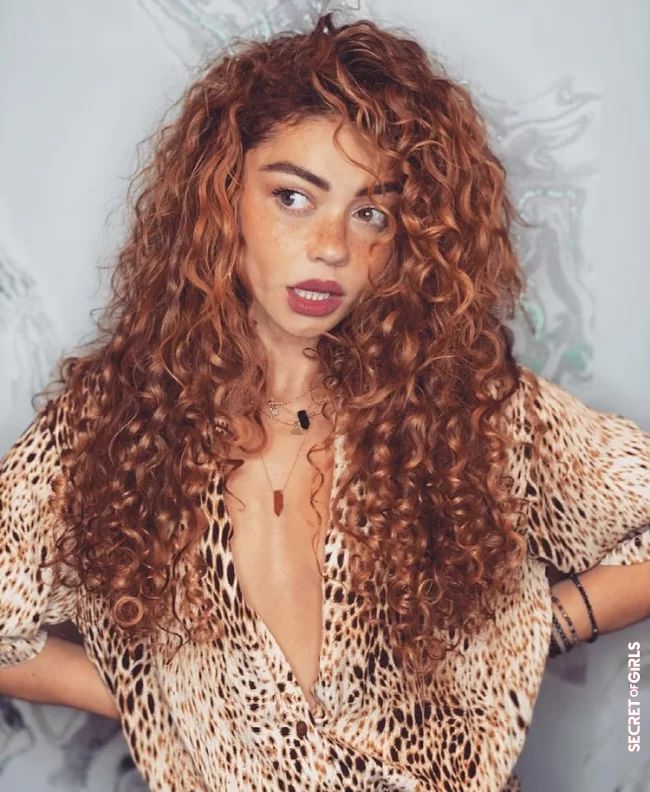 3. Sarah Hyland's cool red-orange | 3 Reasons To Go For The Bravest Hair Color Of Summer