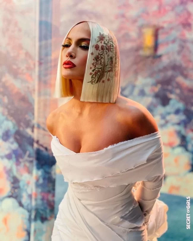 Jennifer Lopez's hairstyle was styled by Chris Appleton | Jennifer Lopez: A hypnotic hairstyle and spectacular looks for her new music video "In The Morning"