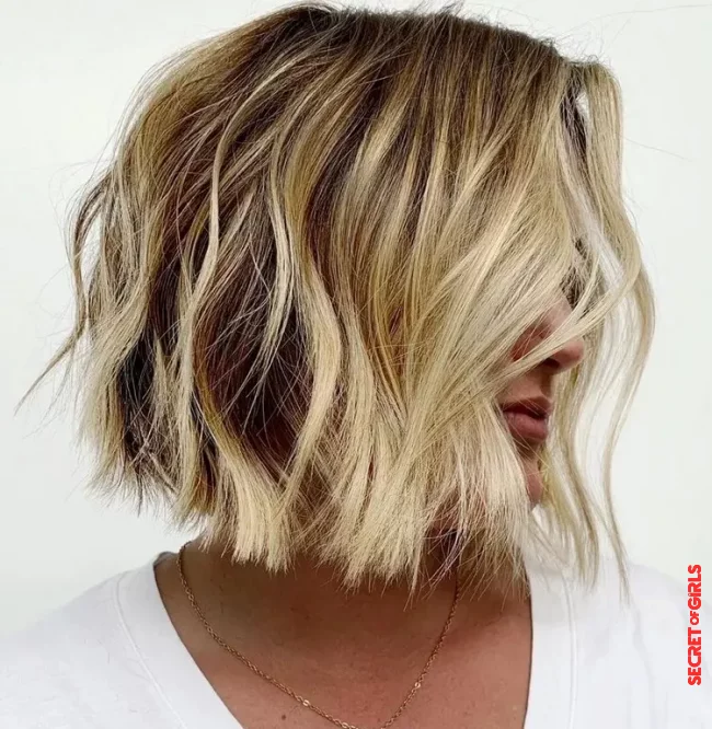 A wavy pixie bob | Pixie Bob Hairstyle is The Latest Trend 2023