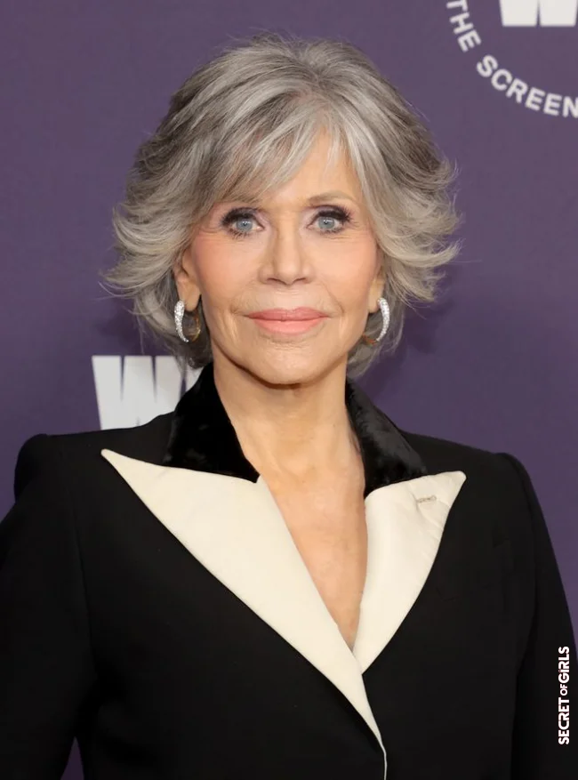 Jane Fonda's gray hair bob | Mid-Length Hair For Women After 60 Years Old: What Hairstyle To Adopt?
