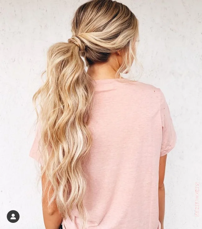 Low ponytail | Long Hairstyles: 20 Beautiful Styles For Spring 2022!