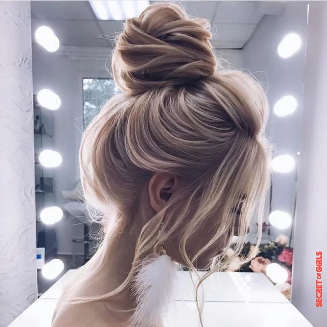Messy Bun | Long Hairstyles: 20 Beautiful Styles For Spring 2022!