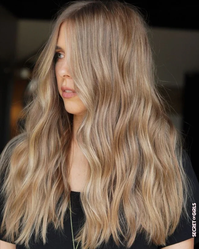 Beach Waves | Long Hairstyles: 20 Beautiful Styles For Spring 2022!