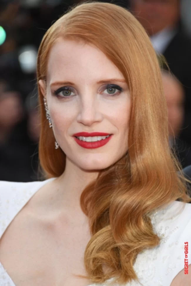 Jessica Chastain's red with golden highlights | Fall for the "copper hair", the new trendy hair color this winter