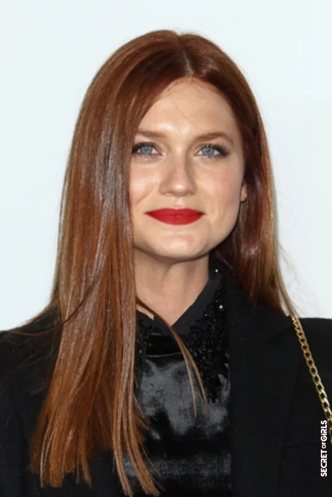 Bonnie Wright's intense red | Fall for the "copper hair", the new trendy hair color this winter