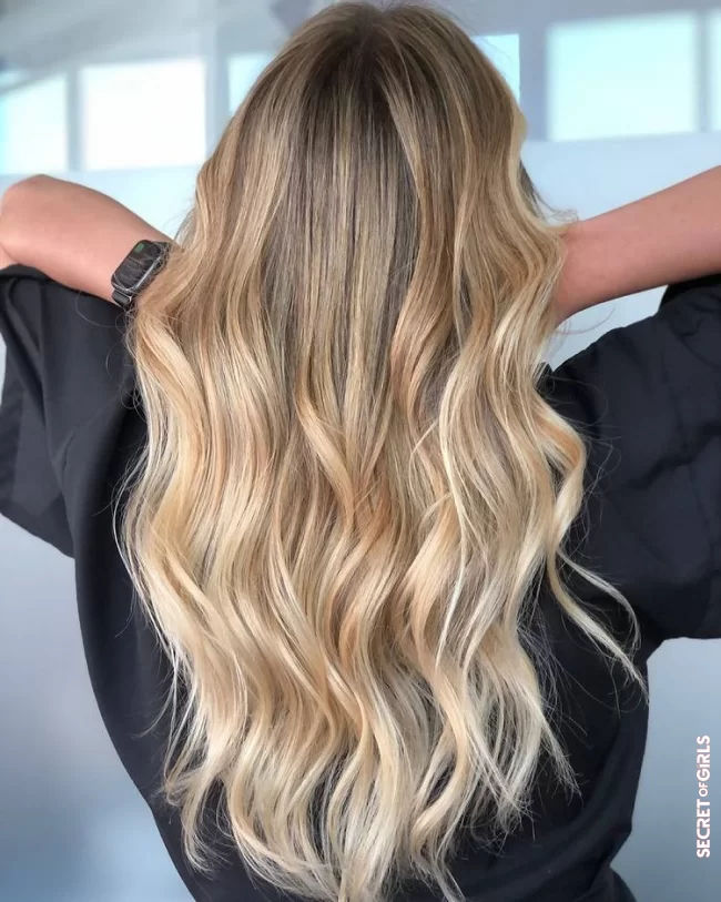 1. Hairstyle trend for summer 2021: warm blonde tones | These Are The 5 Most Important Hair Colors For Summer