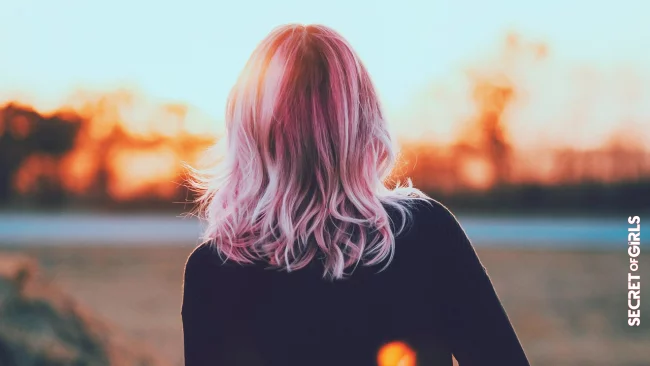 Pink Lemonade Hair: We Love This Trend Hair Color in Spring & Summer 2022!