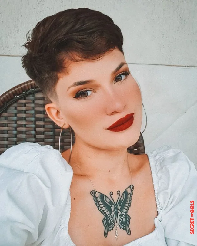 Short hairstyle for women with a round face: Pixie cut | 5 Best Hairstyles For Women With A Round Face!