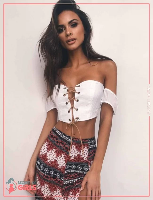 White Front Lace-Up Off Shoulder Crop Top with Bohemian Slit Skirt | 30 Cute Summer Outfits For Women And Teen Girls