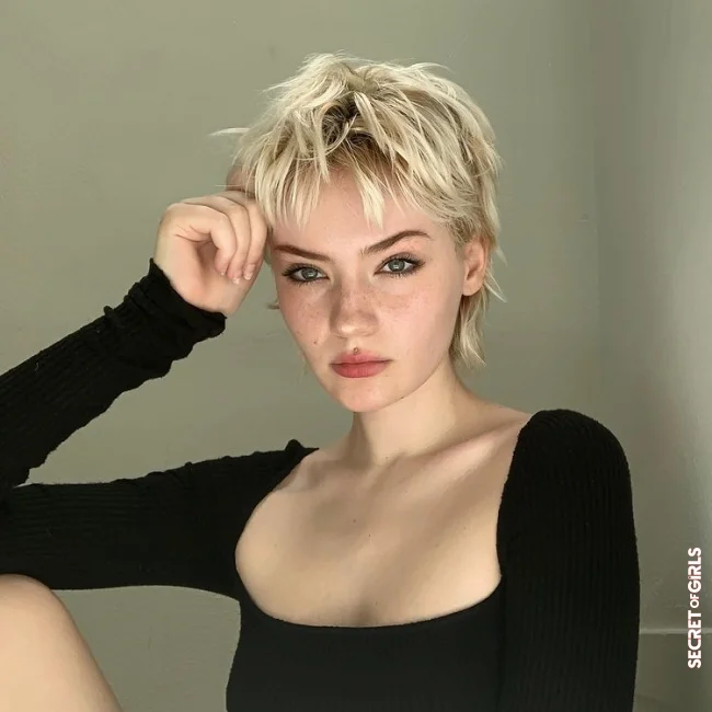 “Mixie” Hairstyle Trend: How Cool Short Hair Will Be Worn in Spring 2022?