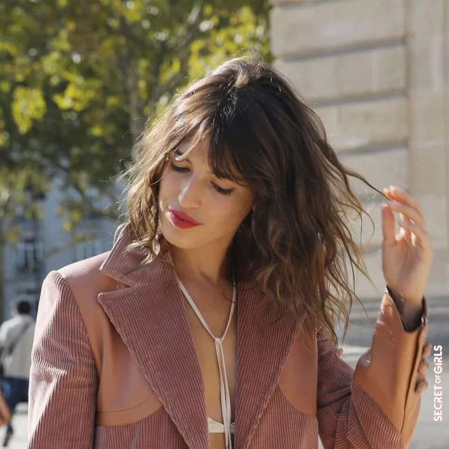 A curtain fringe | Haircut: Perfect Hairstyle Ideas To Wear After 40 According To Pinterest