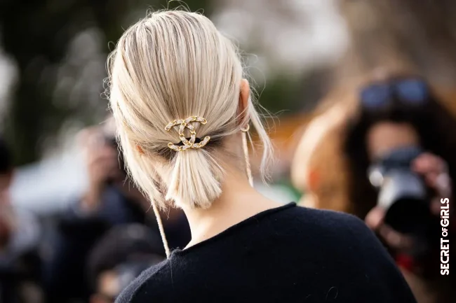 Hair clips to the pigtail | These 5 Hairstyles Are Totally Hip Now In Winter 2023