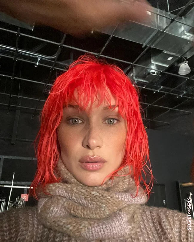 Hairstyle trend red hair: Bella Hadid wears it in autumn 2021 | Bella Hadid: New Hair Color! She Now Wears Red Hair - Will That Become A Hairstyle Trend In Autumn 2023?