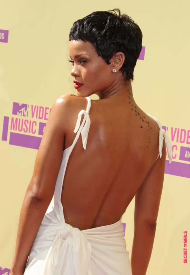 She found the boyish cut and ultra-chic style at the MTV Video Music Awards in 2012 | Rihanna's All Hairstyles So Far - Discover Rihanna's Hair Evolution