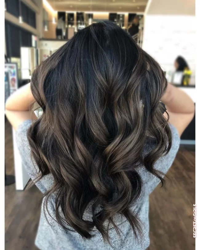 Zoom on chocolate color | Chocolate Balayage: These nuances that make us melt!