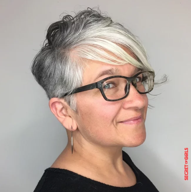 Gray Choppy Pixie &ndash; modern short hairstyles for older women | Smart Short Hairstyles for Women Over 50 That will Contribute to A Fresh & Modern Look!