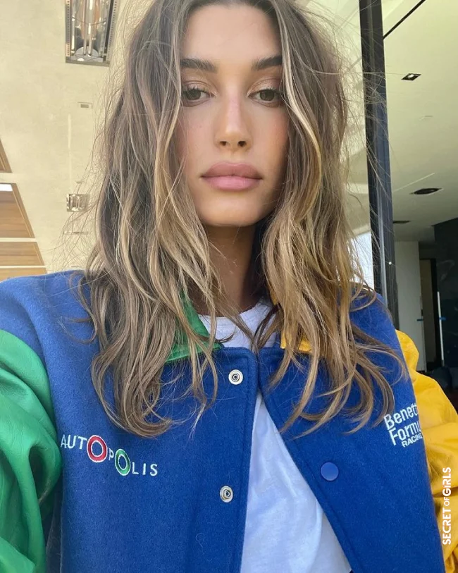 Hailey Bieber gives `The Rachel` a fresh upgrade with Beach Waves | Hailey Bieber: She Copied This Hairstyle Trend From Jennifer Aniston