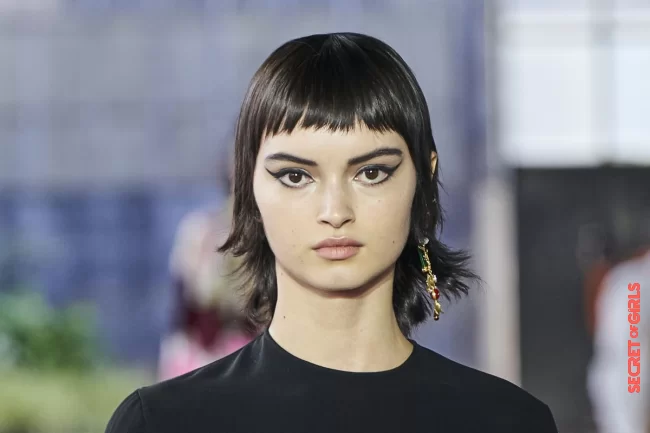 Bangs are becoming a hair trend as dramatic bangs | Hair Trend: Ponies Will Turn Into Dramatic Bangs In Summer 2021