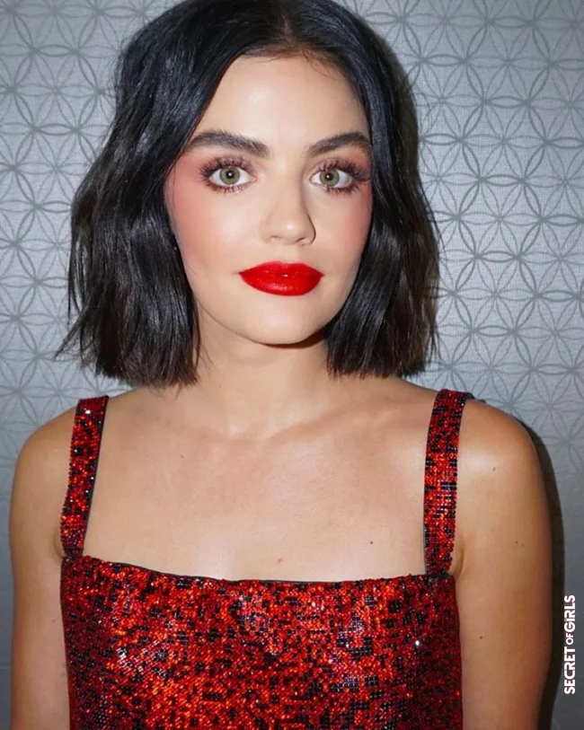 Bob Hairstyles for Thick Hair: Blunt Bob | Hairstyles For Thick Hair: These 5 Cuts And Styles Put Your Head Of Hair In The Limelight