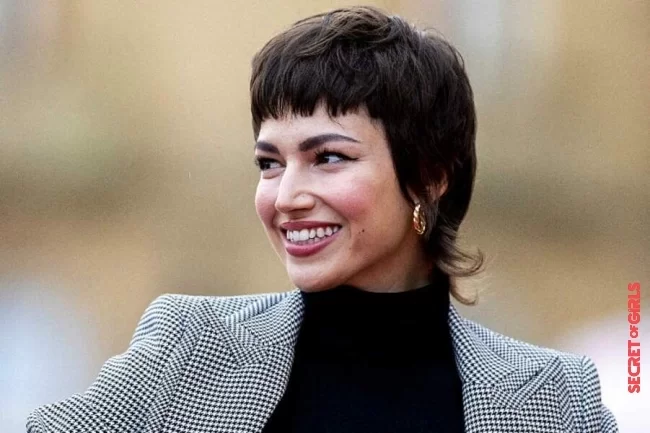 Spanish actress Ursula Corbero wears the mullet cut in a style | Trendy hairstyles for spring-summer 2021