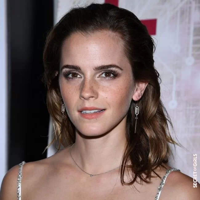 Shoulder length and wavy / Emma Watson | Best Hairstyles for Thin Hair