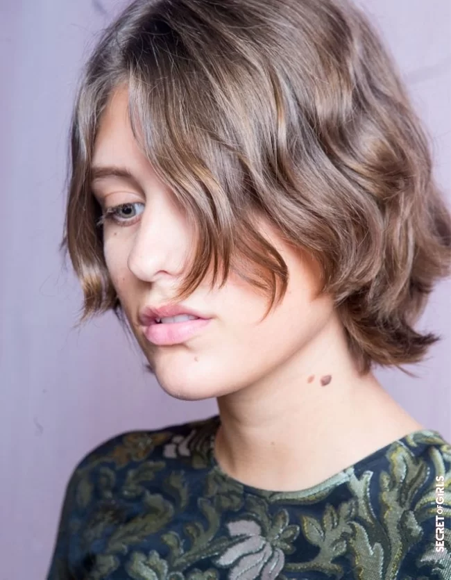 Short bob with easy steps | Best Hairstyles for Thin Hair