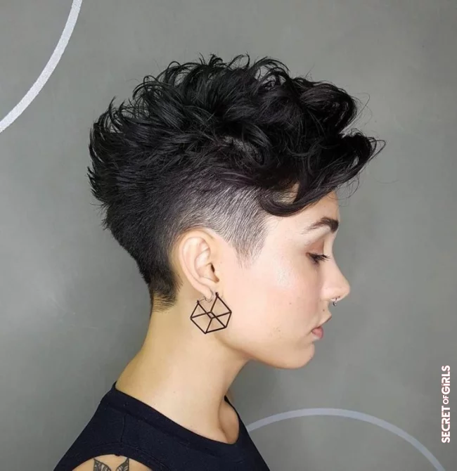 Undercut hairstyle in a bob haircut | Undercut Hairstyle for Women - 30+ Ideas, Inspiration and Styling Tips!