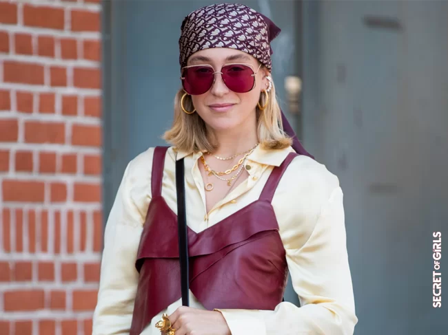 Tying a bandana: pirate look or 90's trend? | Tie A Bandana: This Is How You Put The Scarf In The Limelight As A Hair Accessory