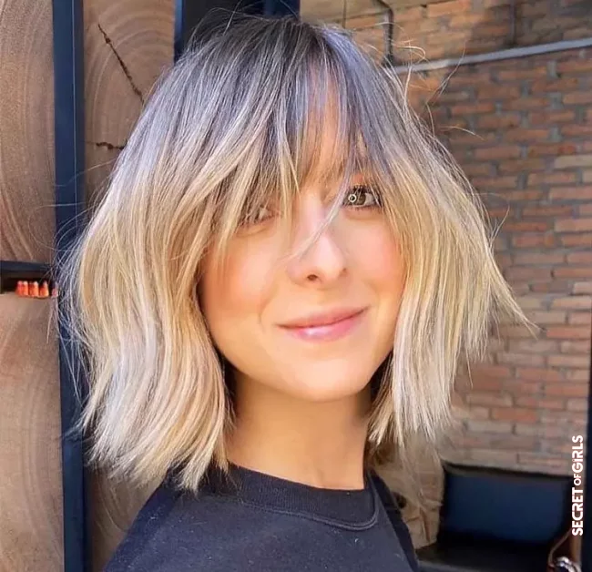 Style bob beach waves | Bottleneck Bob: Why The Short Haircut with Bangs for Women with Thin Hair Caused A Sensation on Instagram?
