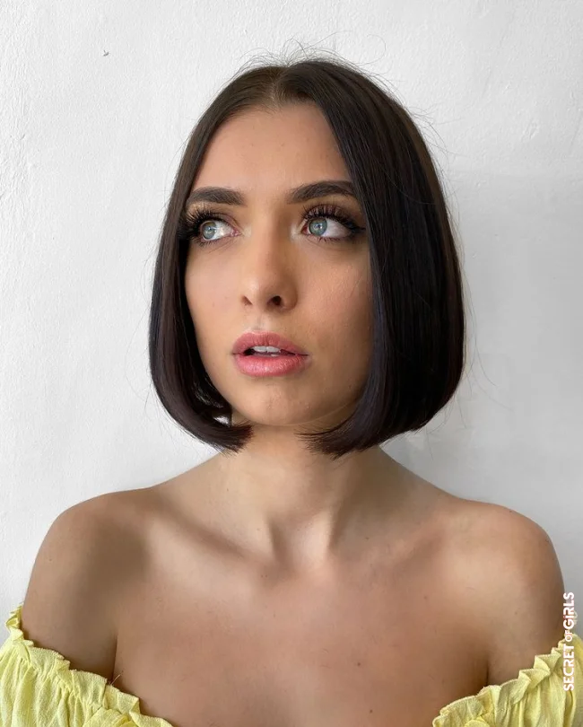 A hairstyle that frames your face | Soft Curve Bob is Most Popular Hair Trend of 2022!
