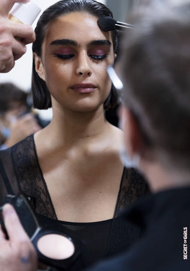 2. Radiant eyeshadow trend: shades of pink and pink | Eye Makeup: These Eye Shadow Trends Are Celebrating The Holidays In Winter 2021/2022