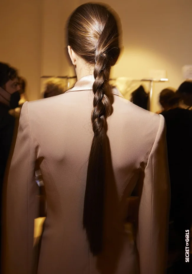 Braided hairstyles: This is how the braided braid will be styled in 2022 | Like Rapunzel: Braided hairstyles with extra length will become a hair trend in 2022